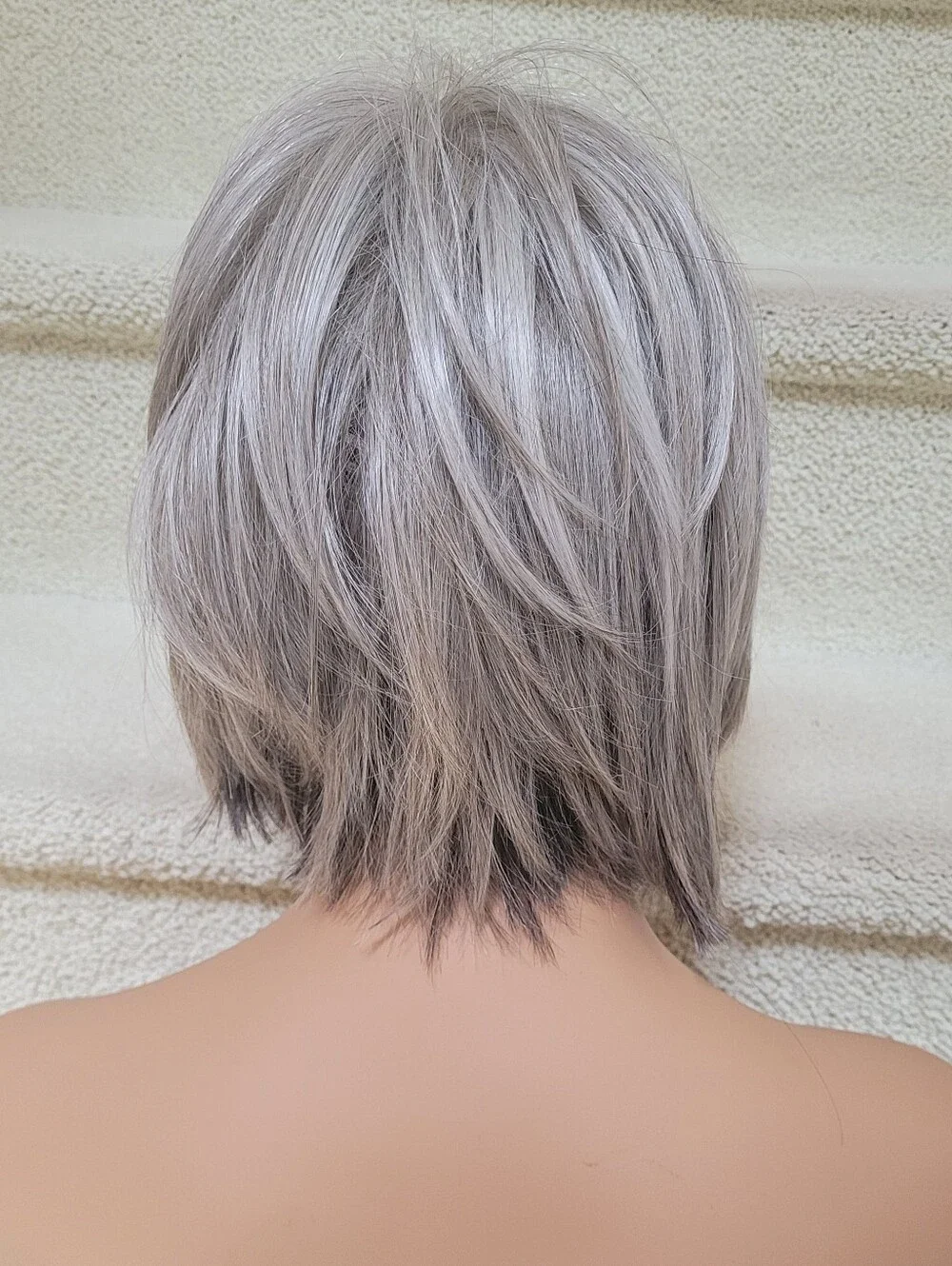Stylish Short Layered Women's Wig in Grey  Platinum Smoke & Pet Free Home